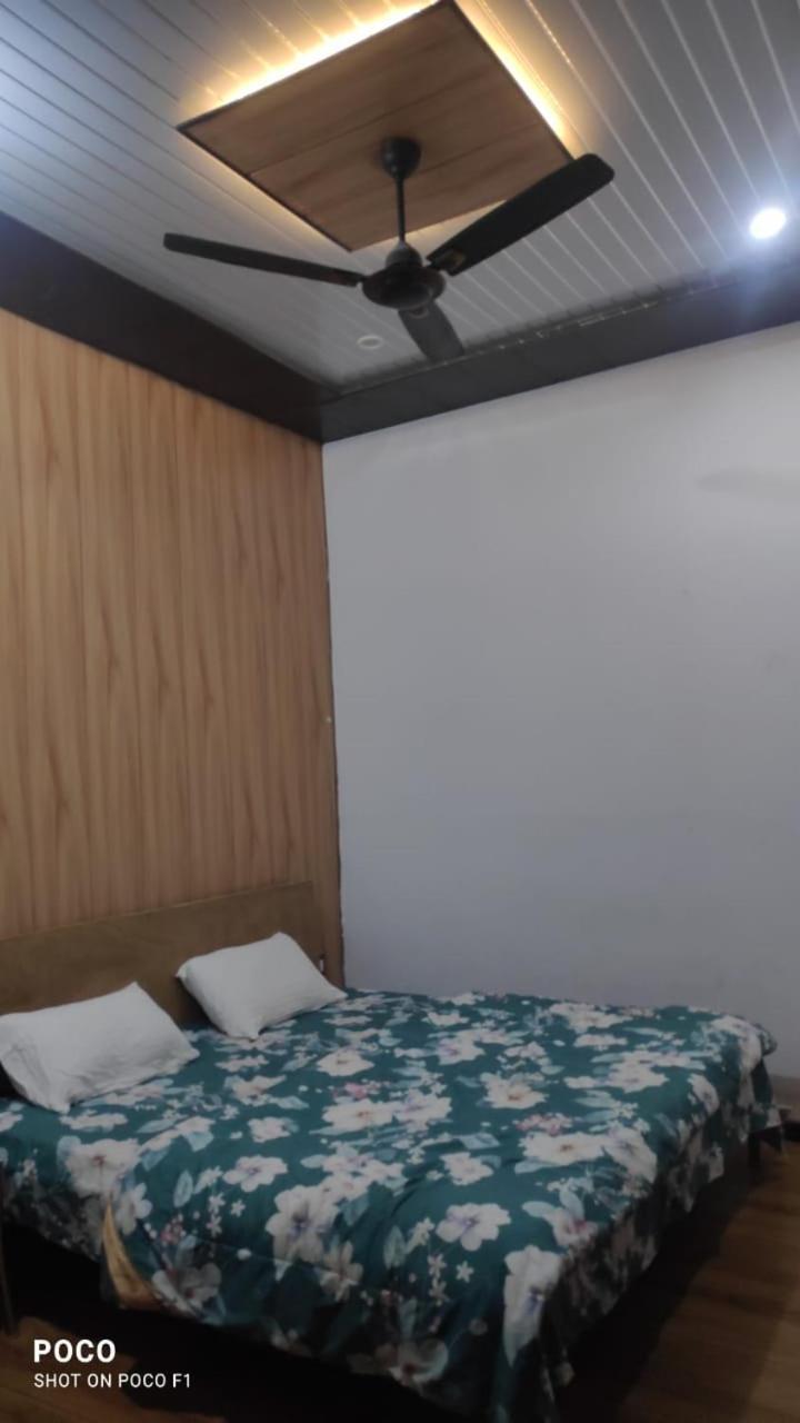 Hotel Trishul Inn Karnaprayāg Zewnętrze zdjęcie