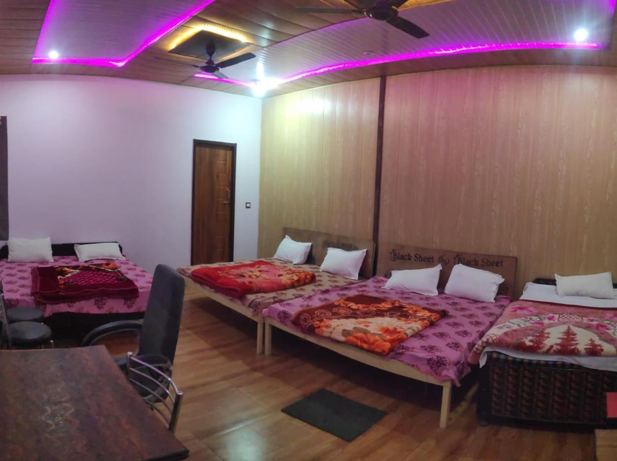 Hotel Trishul Inn Karnaprayāg Zewnętrze zdjęcie